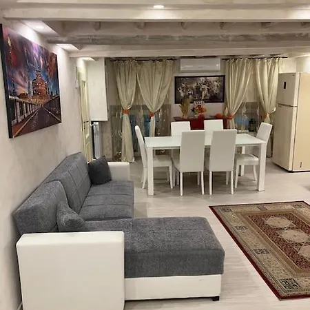 Appartamento Historic Center, 800 Meters From The Trevi Fontain Roma